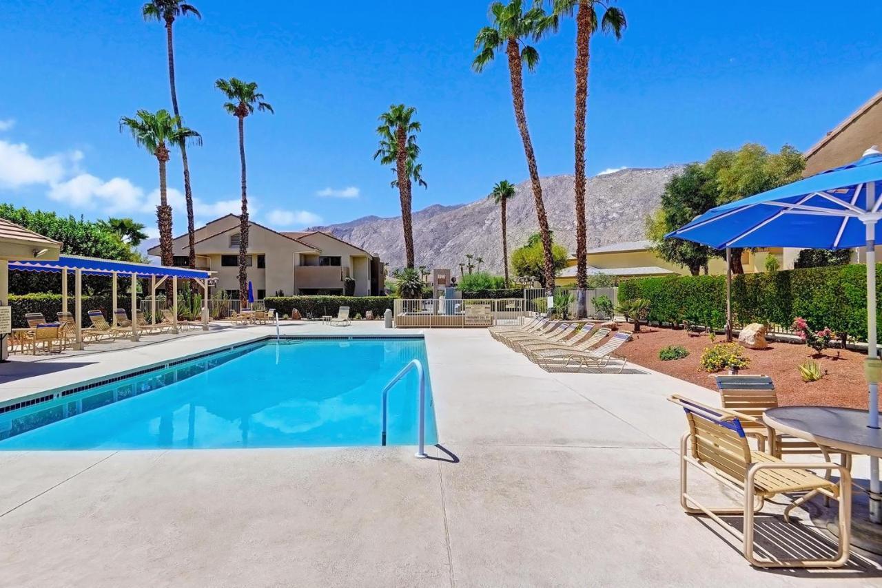 Modern Plaza Villas Oasis Palm Springs Eksteriør billede